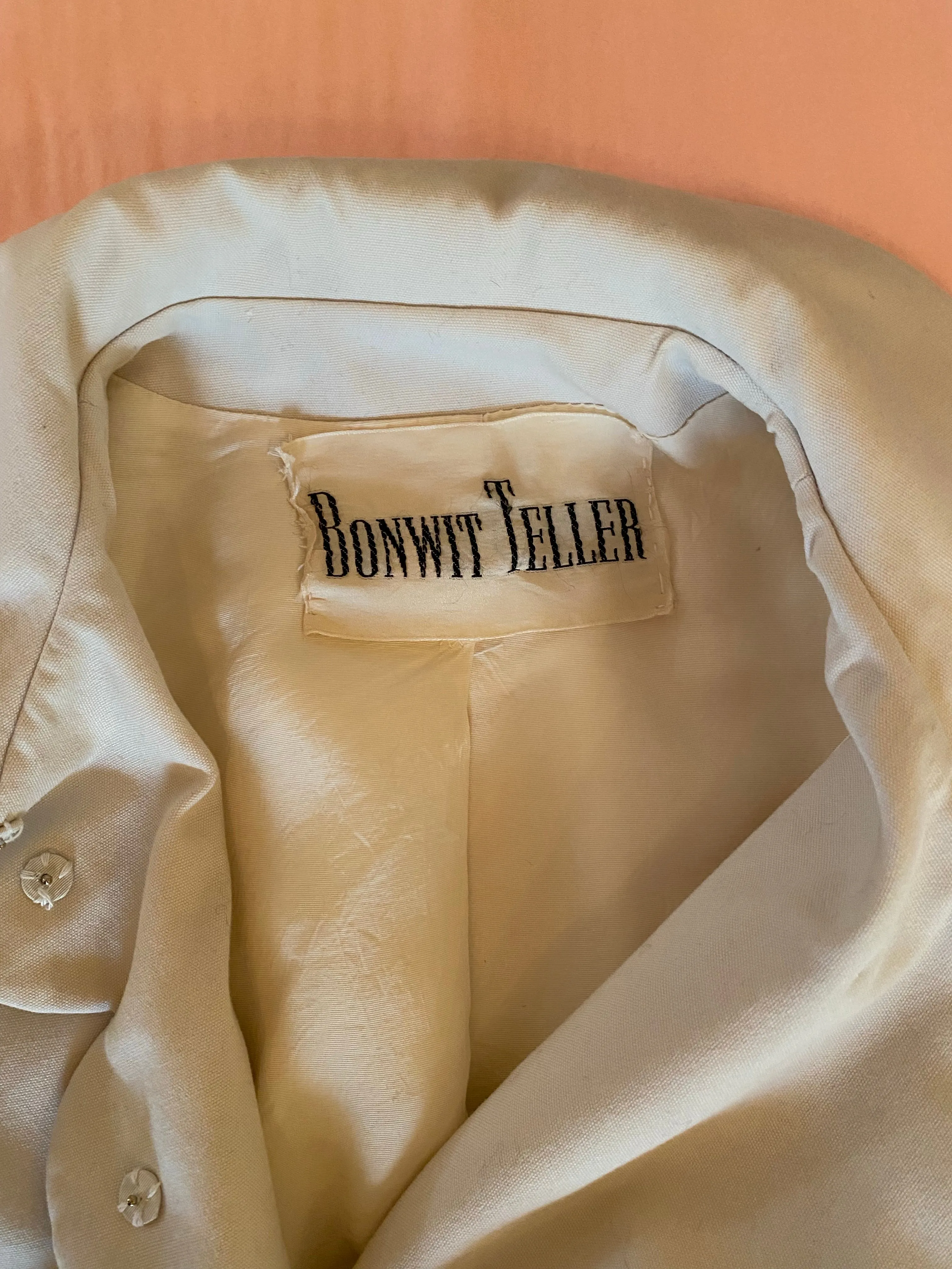 1960's White Mod Coat With Scalloped Edges From Bonwit Teller / Small