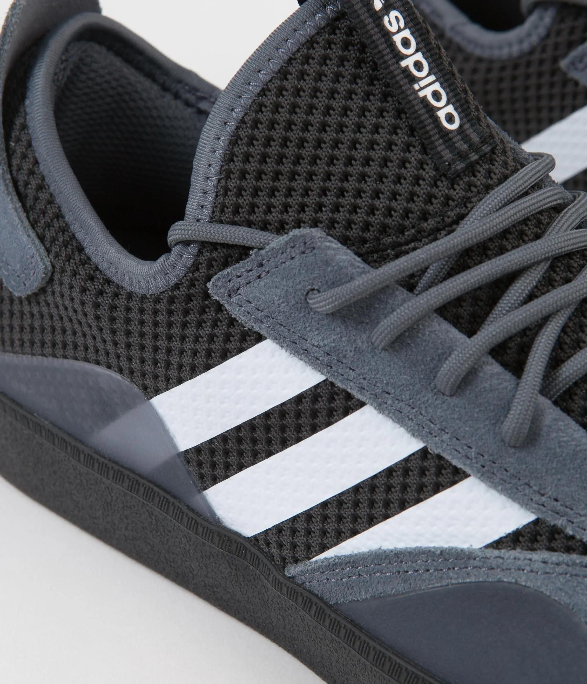 Adidas 3ST.001 Shoes - Onix / FTW White / Core Black