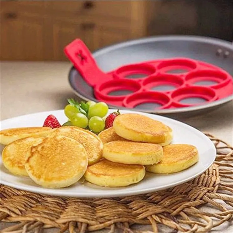 Beetno™ EZ Flip Silicone Mold Flipper Pancake Cooker