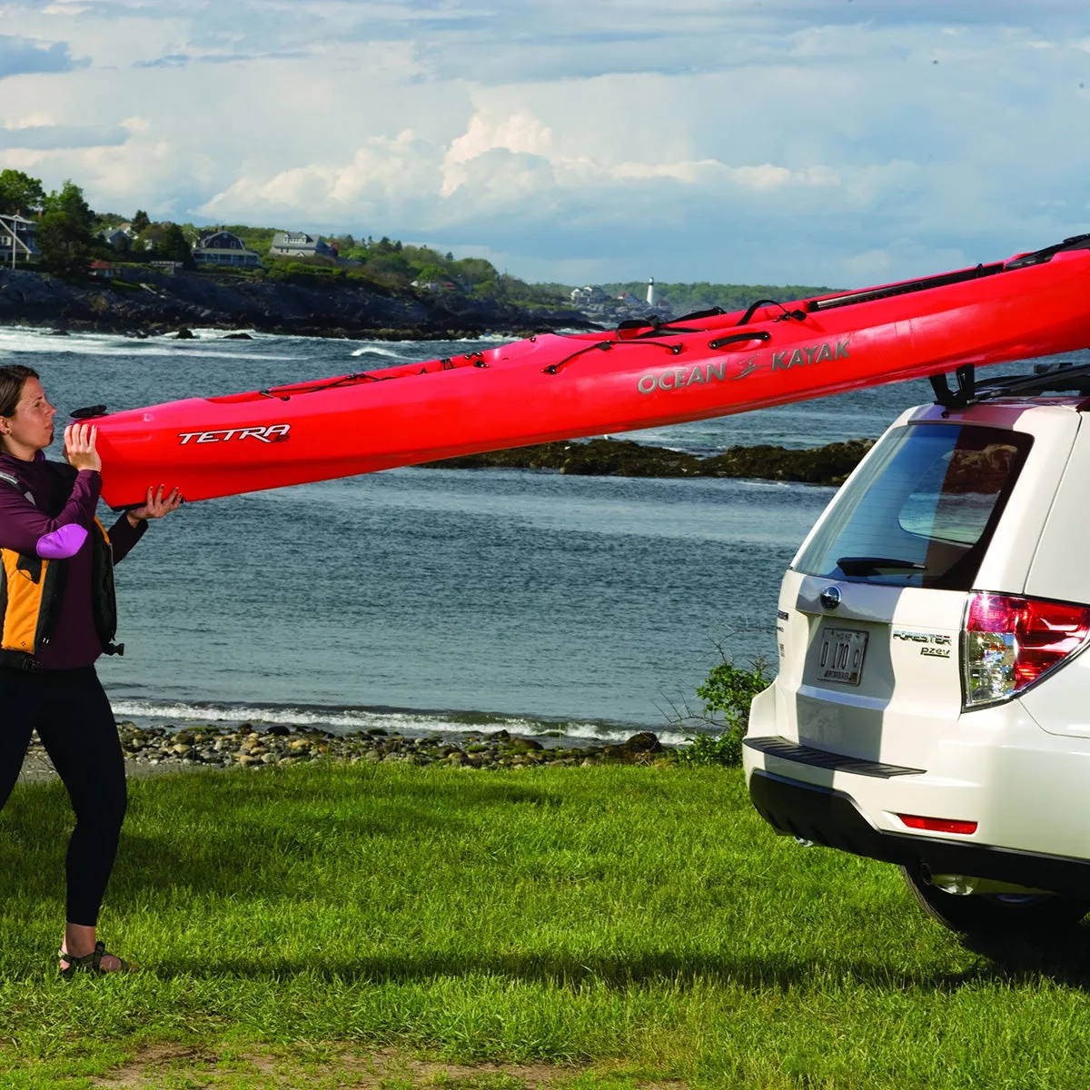 Kayak Roof Rack with Load Assist | SeaWing™ Stinger