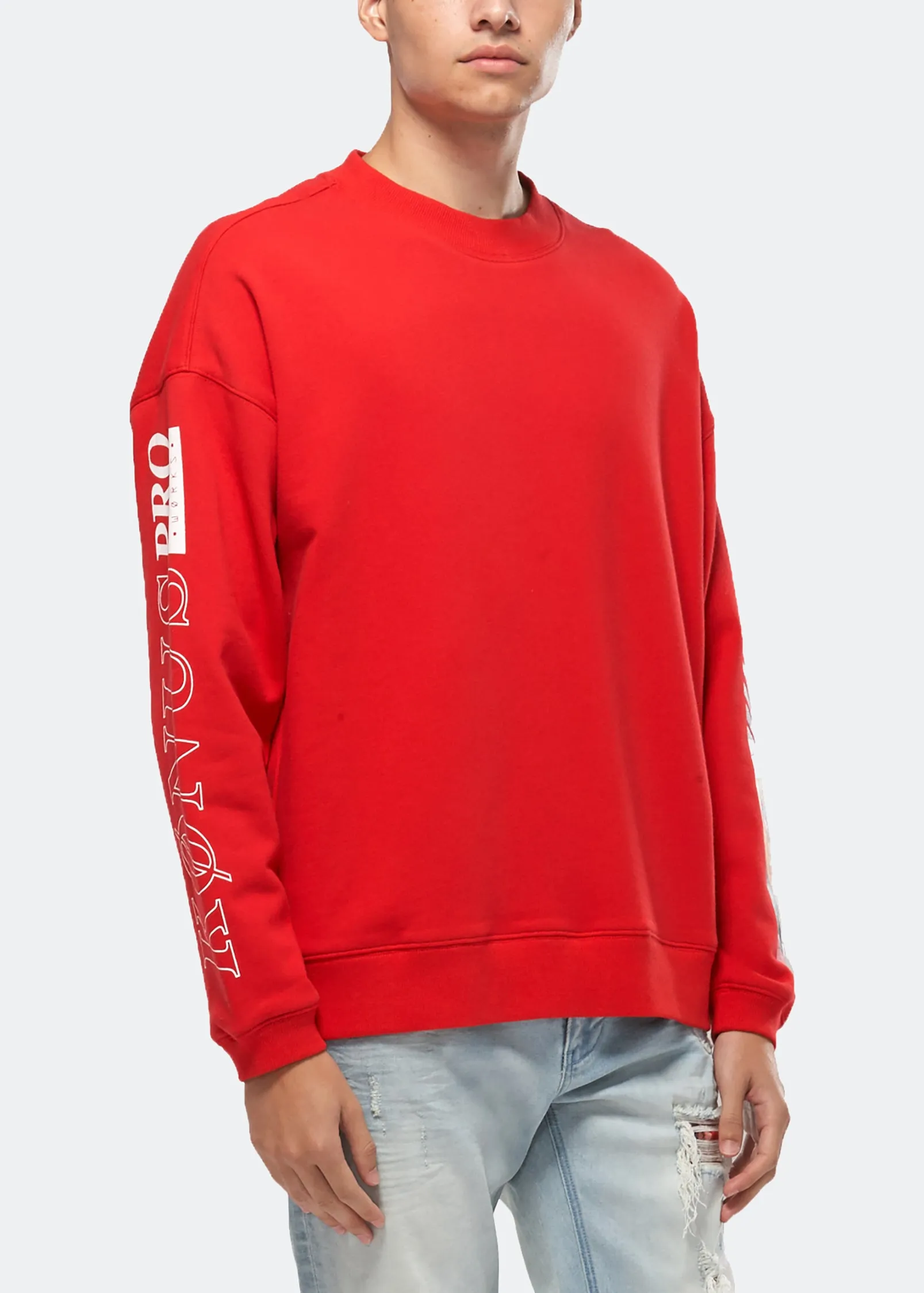 Konus Men's Oversize Sweatshirt in Red