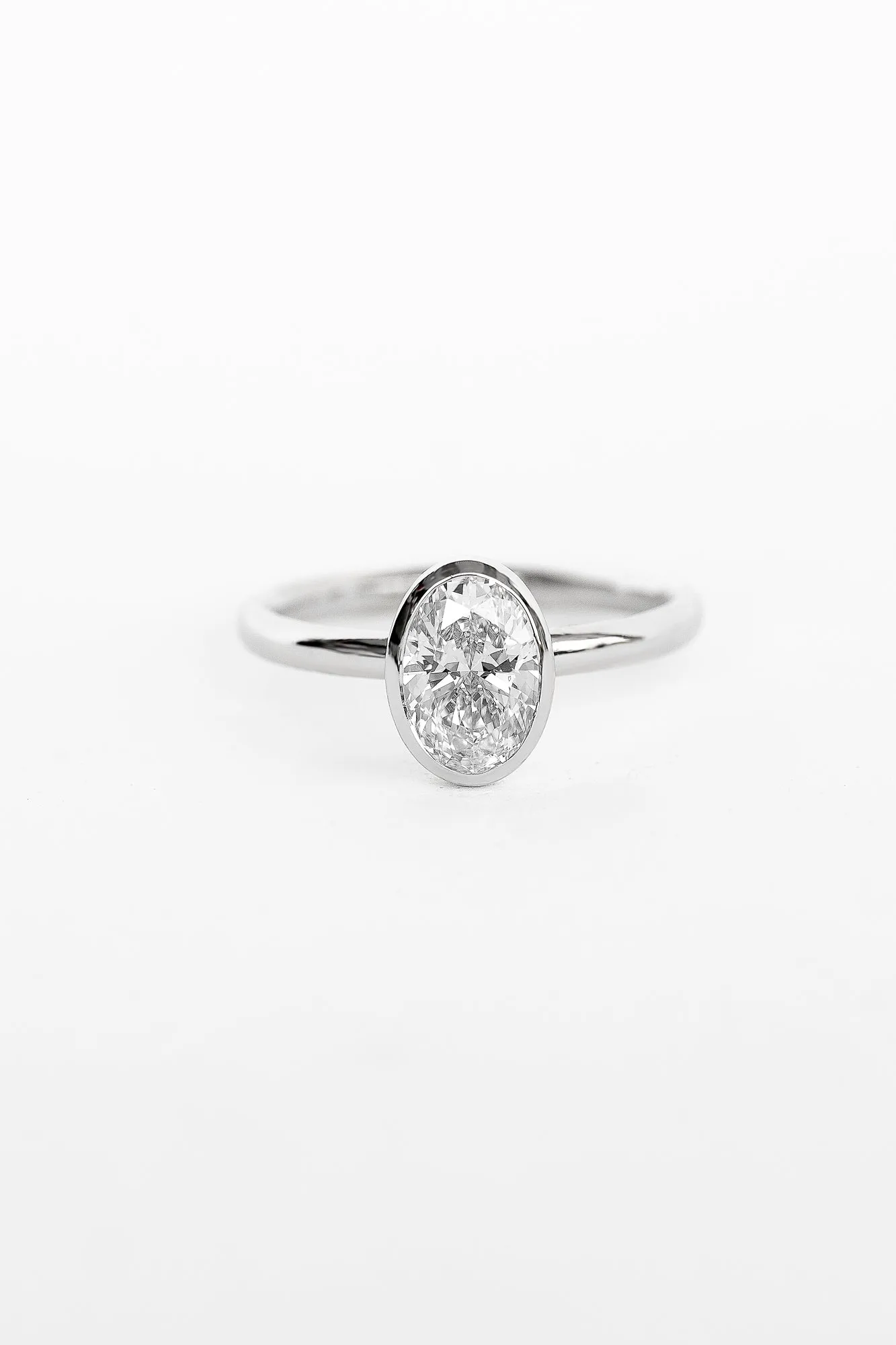 Oval Aura Ring with Lab Diamond