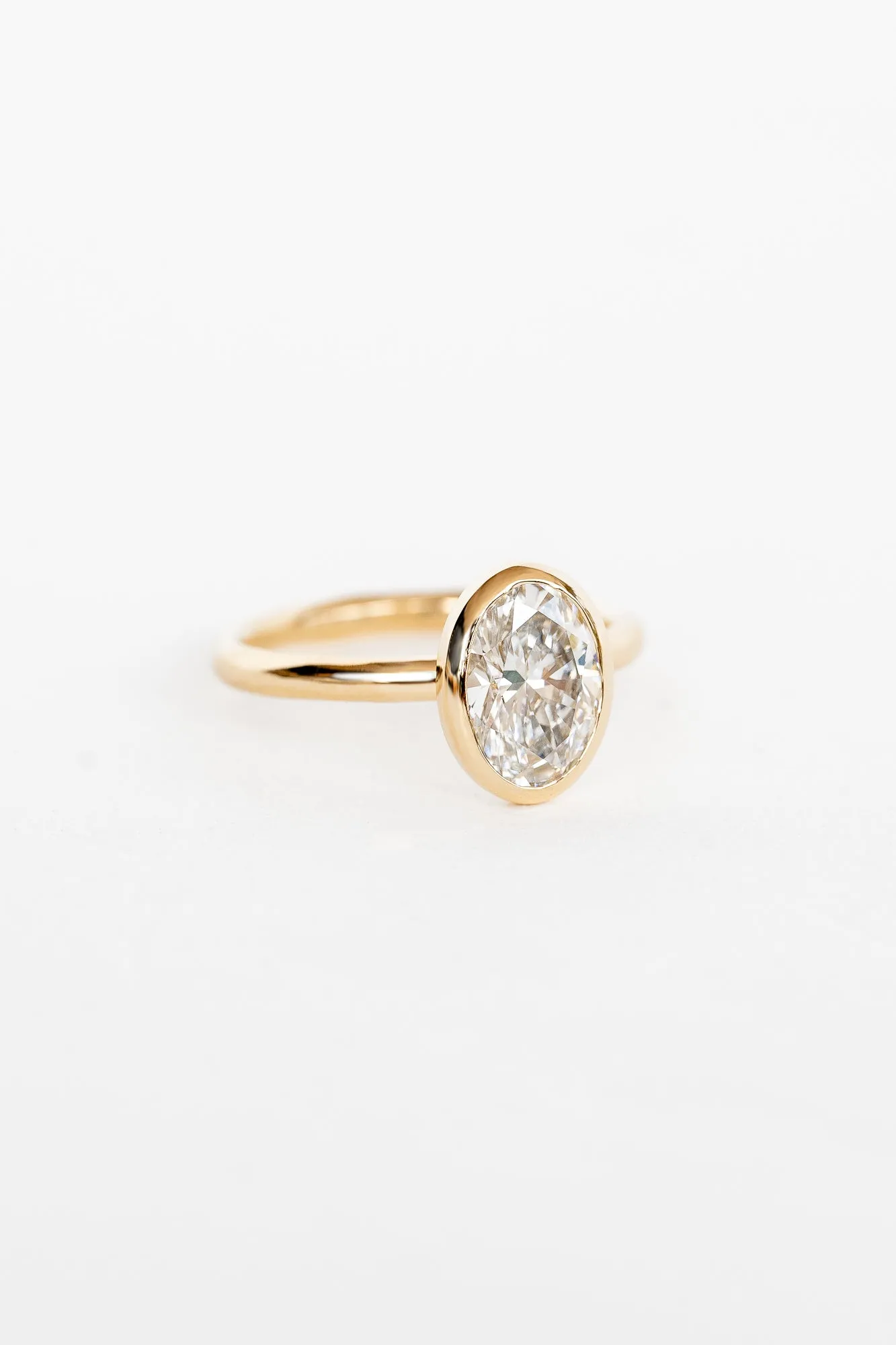 Oval Aura Ring with Lab Diamond