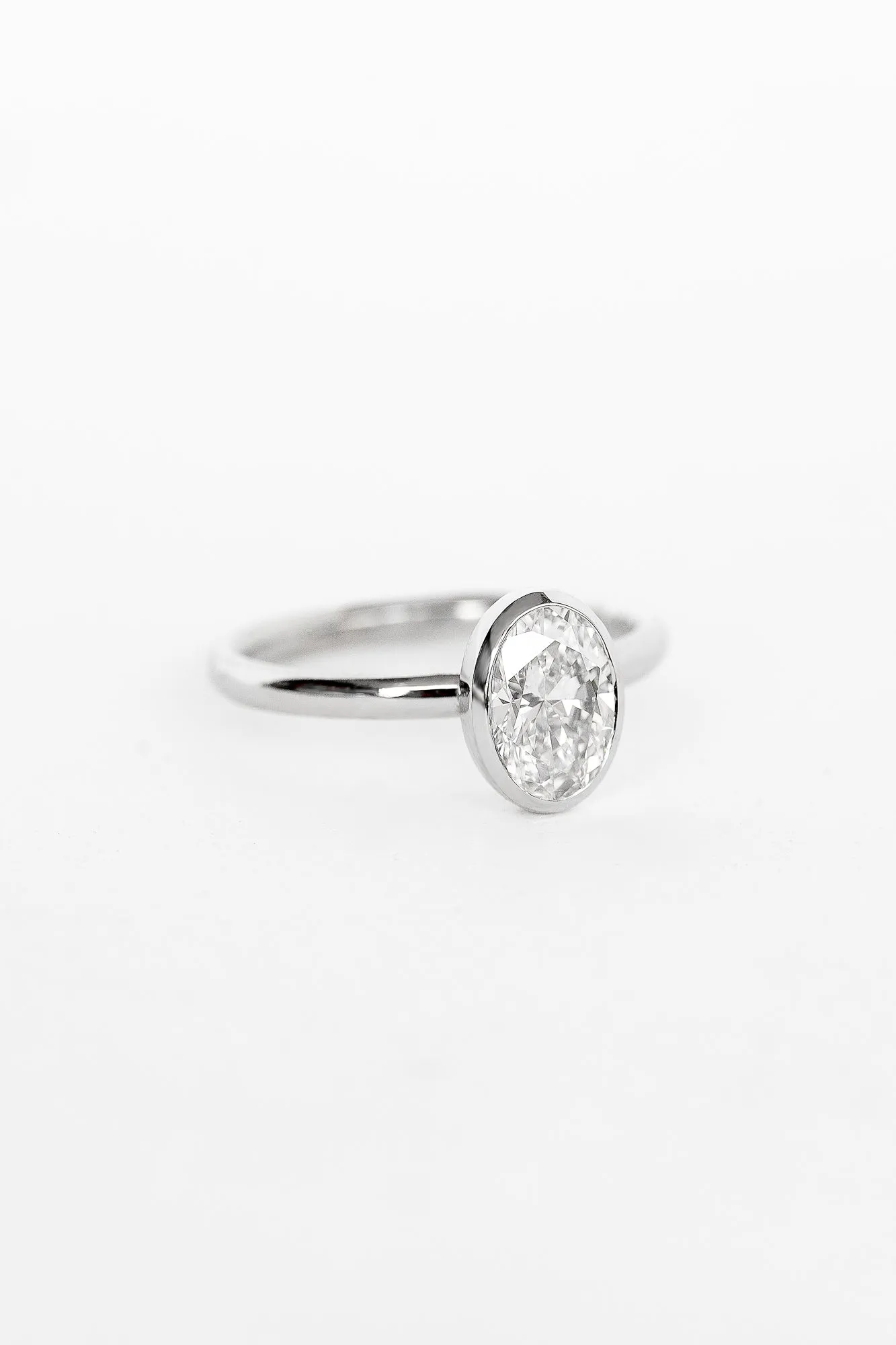 Oval Aura Ring with Lab Diamond