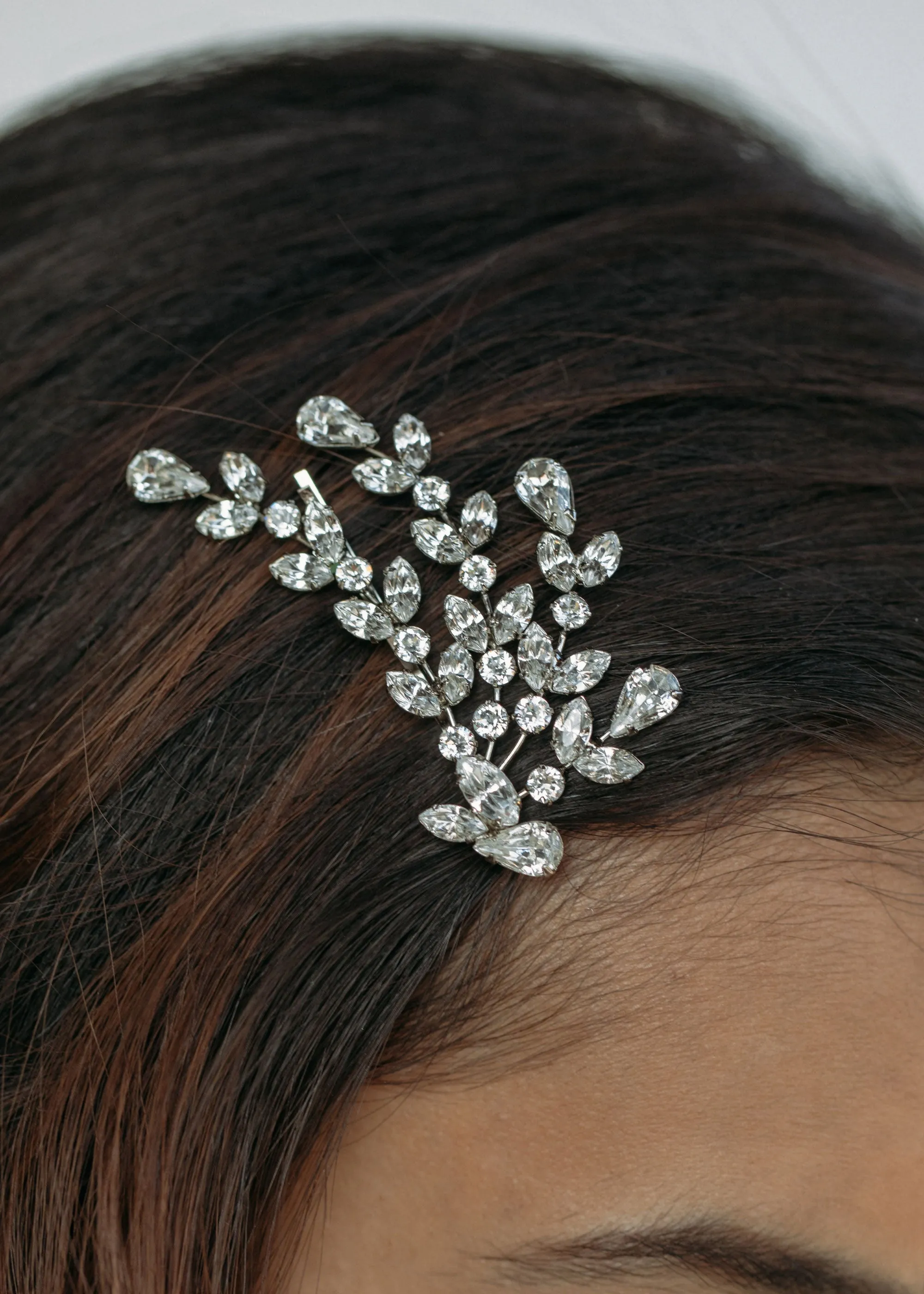 Roselyn Bobby Pin -- Crystal