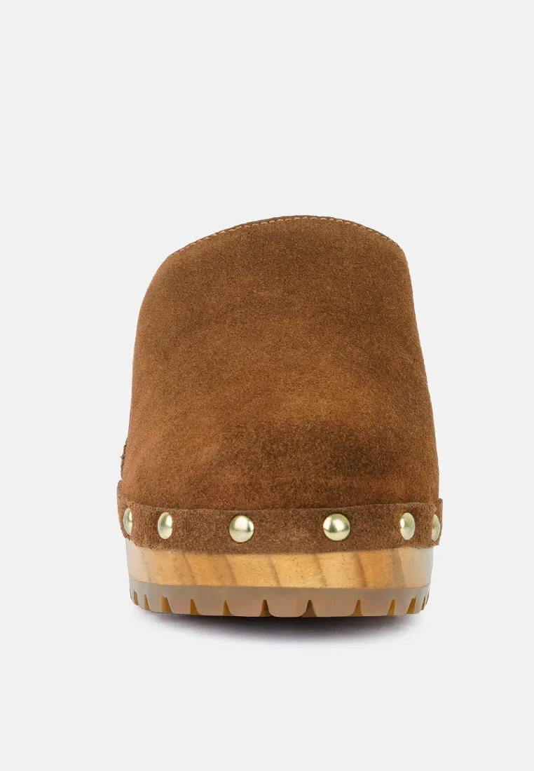 TULLEY Suede Clogs Mules in Tan