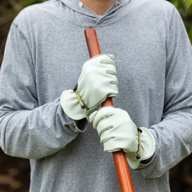 WATER-RESISTANT COWHIDE LEATHER